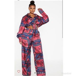 Pretty littl thing pants suit